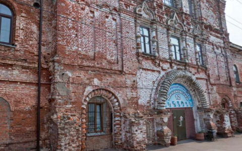 Несколько домов в центре Кирова безвозмездно передадут церкви