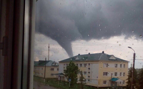 Рядом c Кировской областью прошел смерч