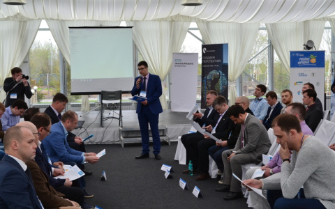 «Ростелеком» поделился с директорами кировских предприятий опытом внедрения IT-решений