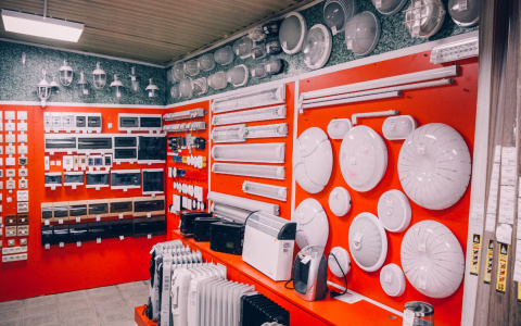 В Кирове установили первые спецконтейнеры для ртутных ламп