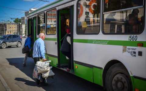 В Кирове в субботу изменятся маршруты автобусов