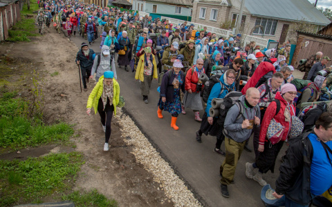 Во время крестного хода паломники обращались за медпомощью более 3000 раз