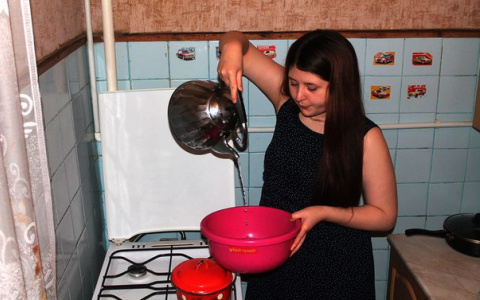 Новый этап гидравлических испытаний в Кирове: где отключат горячую воду?