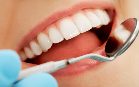 Зачем нужна профессиональная гигиена полости рта?