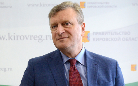 Игорь Васильев рассказал о своей семье, доме в Кирове и молчаливом бульдоге