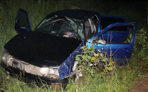 На трассе "Вятка" перевернулось авто: пострадавшего увезли в больницу