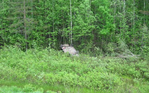 На трассе "Вятка" перевернулось авто: пострадали девушка-водитель и пассажирка