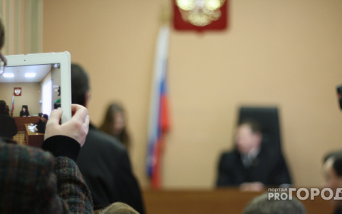 Начальнику отдела УК продлили арест за гибель кировчанки от ледяной глыбы