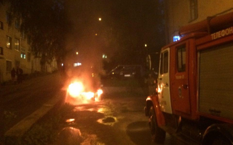 В Кирове подожгли авто координатора штаба Навального: возбуждено уголовное дело