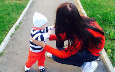 Кировчанку в декрете мошенники обманули на 100 тысяч рублей