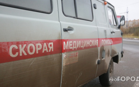 В Кировской области плотник сорвался с крыши и разбился