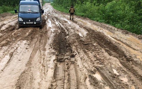 В Кировской области восстановили дорогу, которую водители объезжали через соседний регион