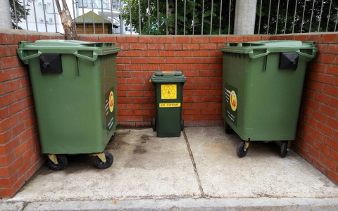 В Кирове установили контейнер для сбора батареек