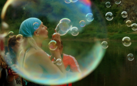 Гороскоп на неделю: у Овнов - внезапные расходы, а у Козерогов - знакомства