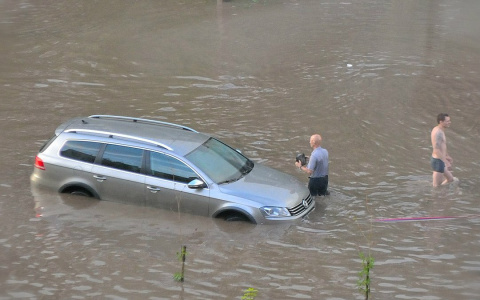 МЧС предупреждает о сильных дождях в Кировской области