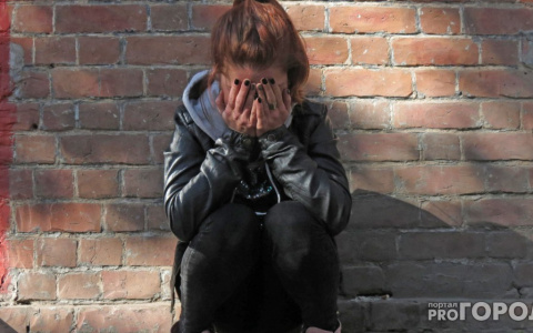 В Омутнинске девочка подожгла два жилых дома