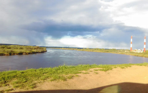 Очевидцы: «В Нововятске лодочник отказался спасать тонущего парня»