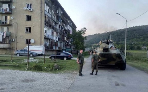 Две россиянки погибли при взрыве на военном складе в Абхазии