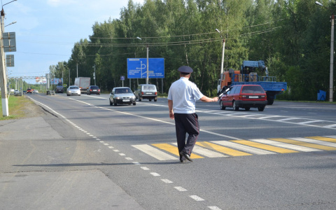 "Оборотни в погонах" на трассе вымогали деньги у кировчан