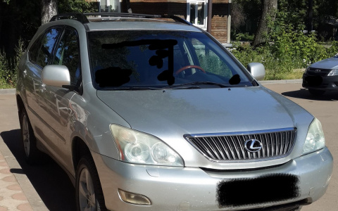 В Вересниках судебные приставы арестовали у должника Lexus