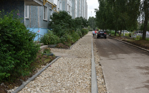 На улице Павла Корчагина впервые за 20 лет ремонтируют дороги во дворах