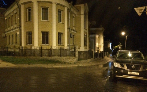 Из-за коммунальной аварии на Казанской центр Кирова останется без воды