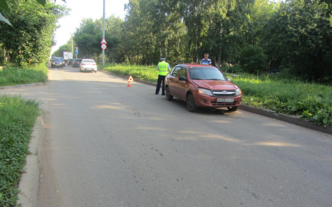 В Кирове ищут очевидцев ДТП, в результате которого погибла женщина