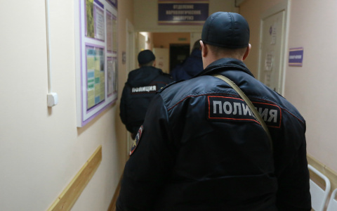 На избирательных участках будут дежурить более 2 500 кировских полицейских