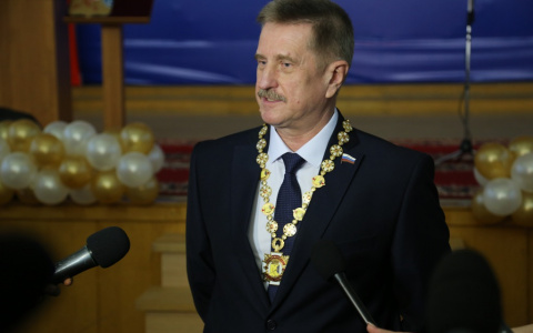 Глава Кирова оказался в конце рейтинга популярности в СМИ