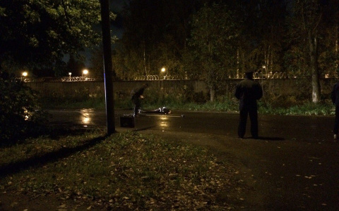 В Кирове таксист насмерть сбил мужчину