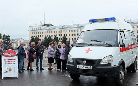 В Кирове мобильные прививочные бригады будут работать еще неделю