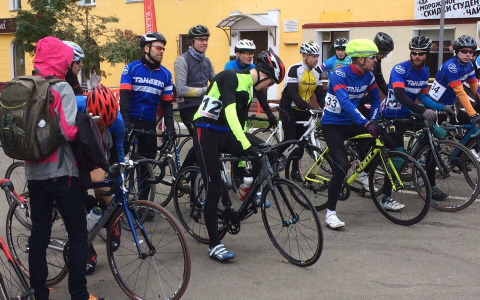 Спортивный выходной: в Кирове прошли эстафета и велогонка