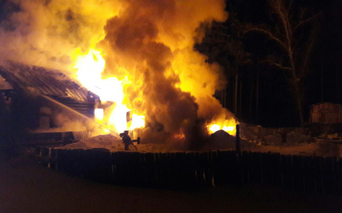 В Слободском прошли похороны погибшего в пожаре 9-летнего мальчика