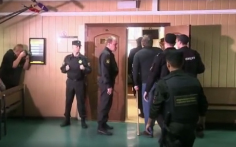 "От сумы и тюрьмы не зарекайтесь": 5 главных цитат Никиты Белых с заседания