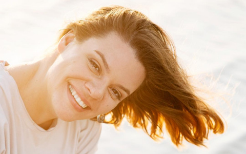 Вера Полозкова прочитает лучшие стихи кировчанам