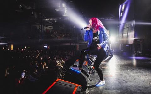 Группа "Вирус"  поздравит кировских педагогов с Днем учителя