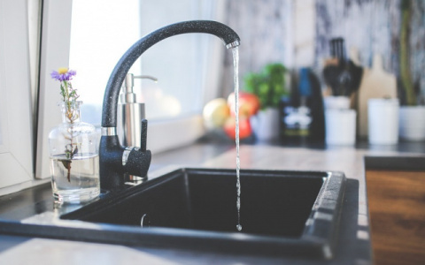 В Кирове в нескольких жилых домах на сутки отключат холодную воду