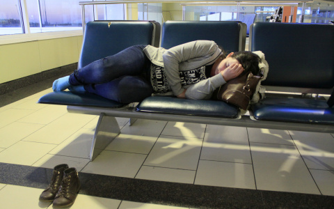 Авиарейс Киров -  Москва задержали более чем на 10 часов