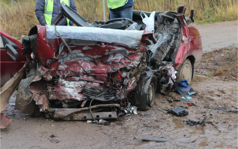 Появилось видео со смертельной аварии в Куменском районе