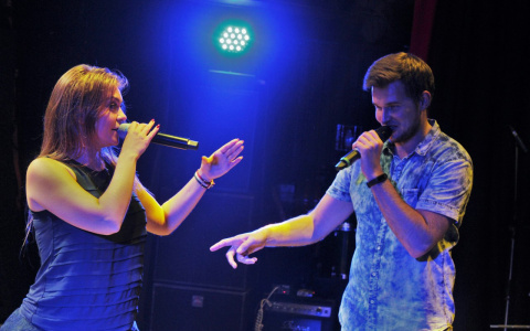 Кировский фанат Акулы спел с ней на сцене во время концерта