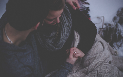 Гороскоп на неделю: у Весов - семейные радости, а у Львов - карьерный рост