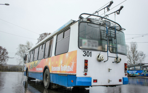 В троллейбусном парке рассказали, как кировчанка получила травмы в транспорте