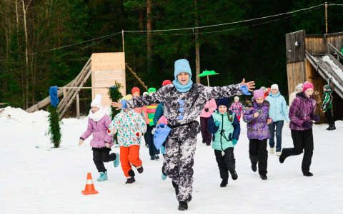 Как выбрать новогодний праздник для школьников? 