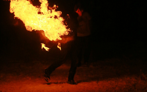 В Кирове мужчина поджег на себе одежду