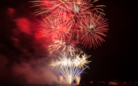 Стало известно, во сколько кировчане увидят салют из 100 залпов