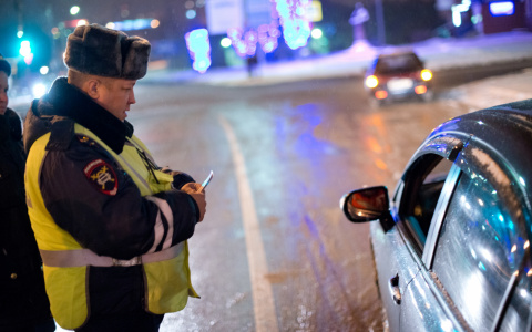 На выходных в Кирове автоинспекторы будут дежурить в усиленном режиме