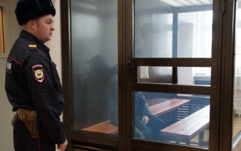 В Кирове осудили троих парней, которые продавали дорогие арендованные авто