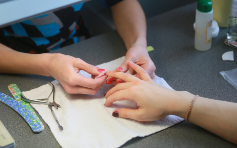 В Кирово-Чепецке обокрали салон красоты