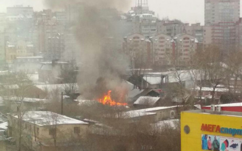 В Кирове на улице Блюхера произошел пожар