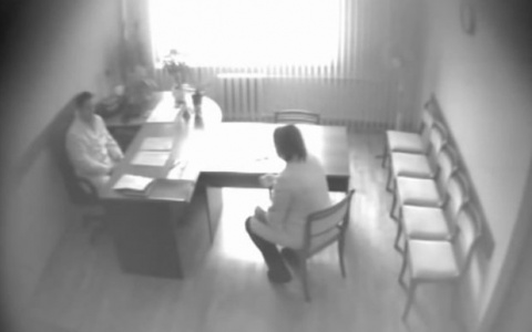 В чепецкой компании начали проверку из-за любителя подглядывать за женщинами